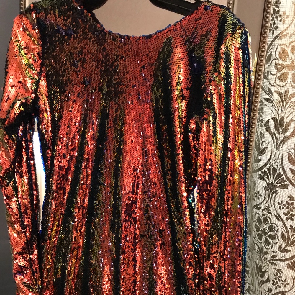 NWT:sequined midi dress